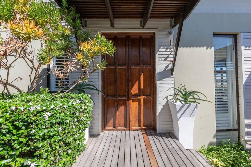 Hollywood On The Hill Villa Cape Town Exterior photo